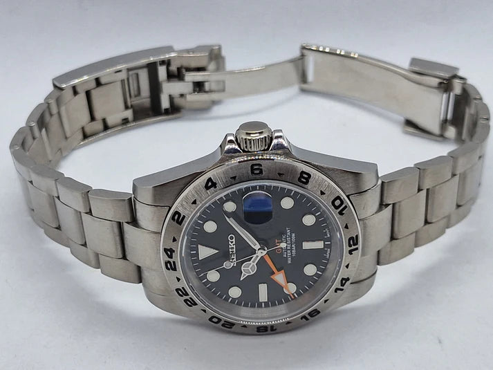 ModHouse Explorer Black