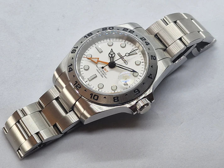 ModHouse Explorer White