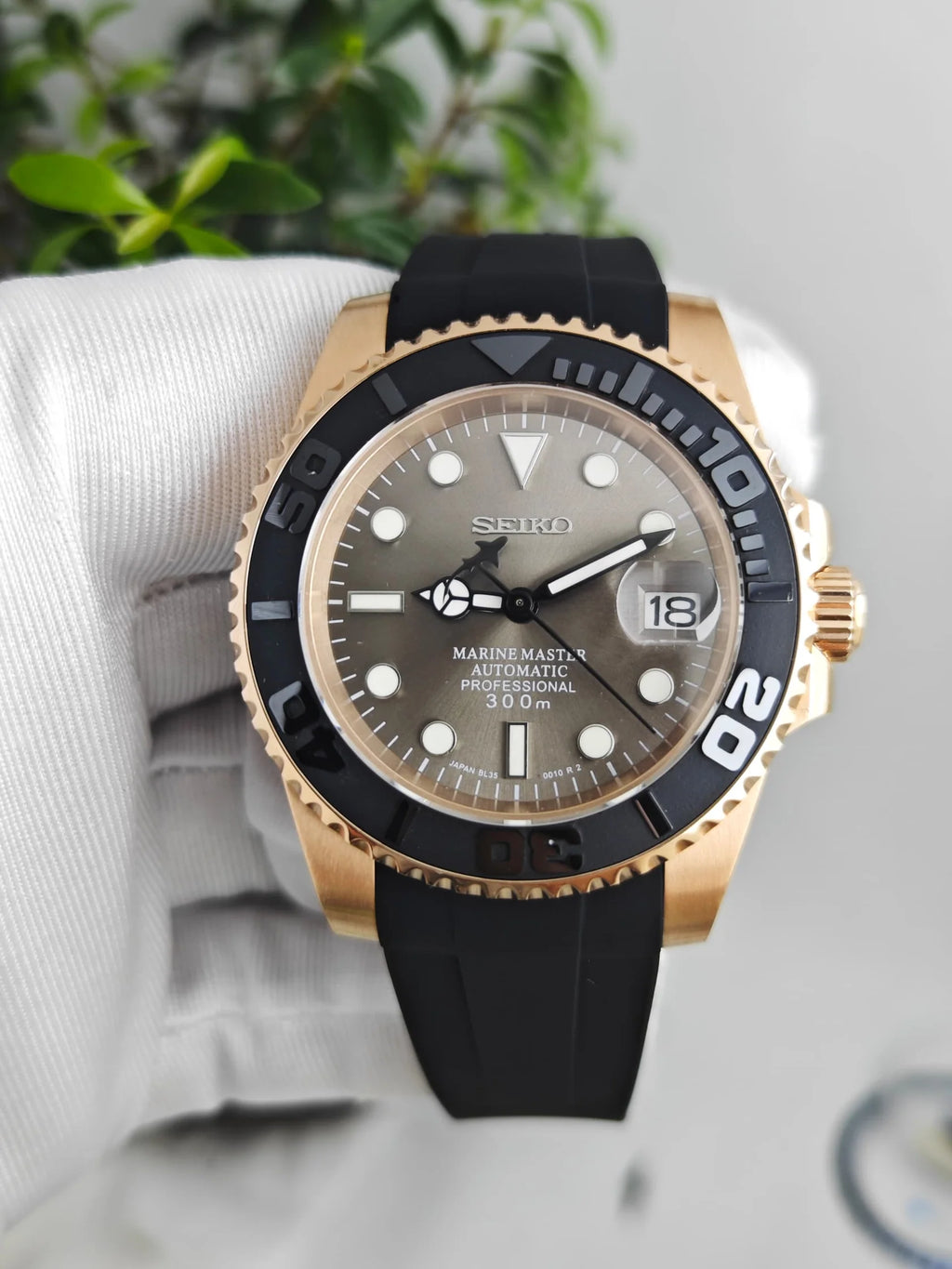 Modhouse Submariner Rose Gold Black Shark