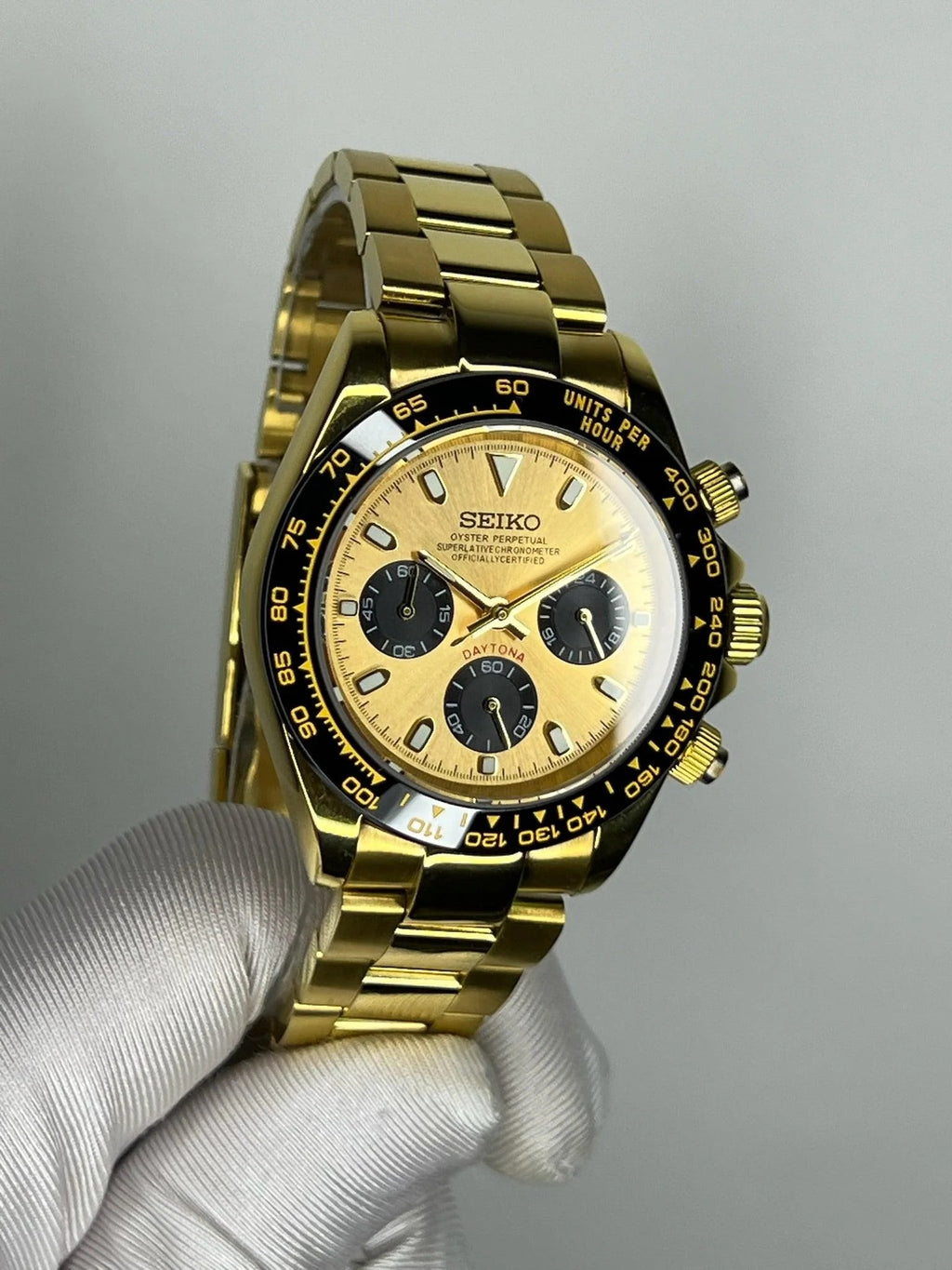 ModHouse Daytona Black and Gold - ModHouse Watches