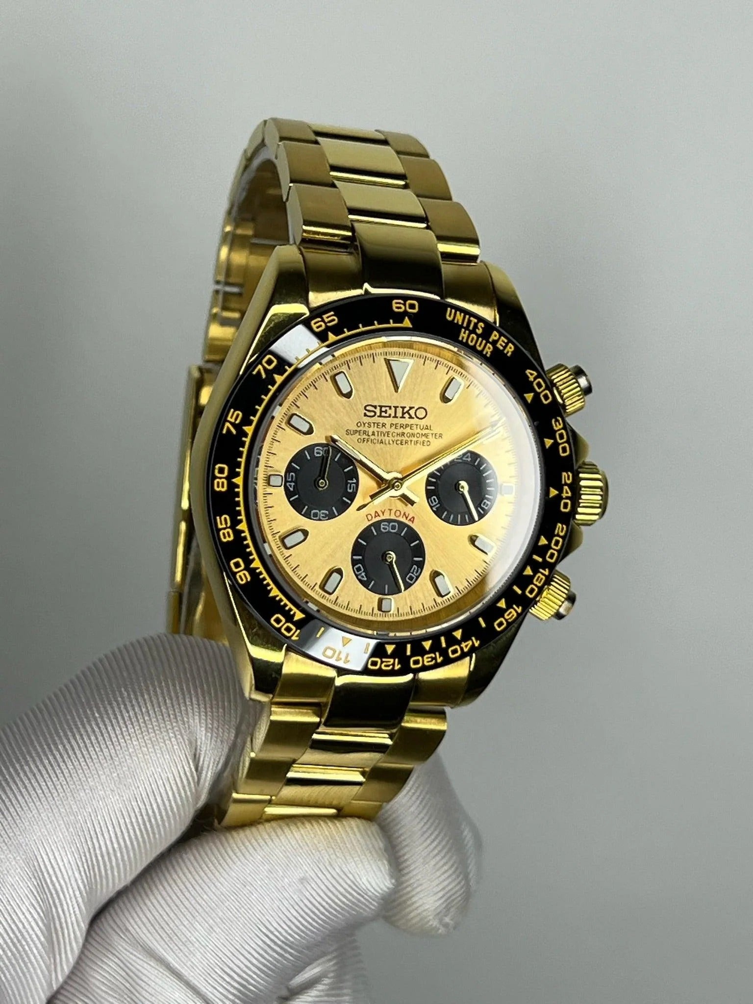 ModHouse Daytona Black and Gold - ModHouse Watches