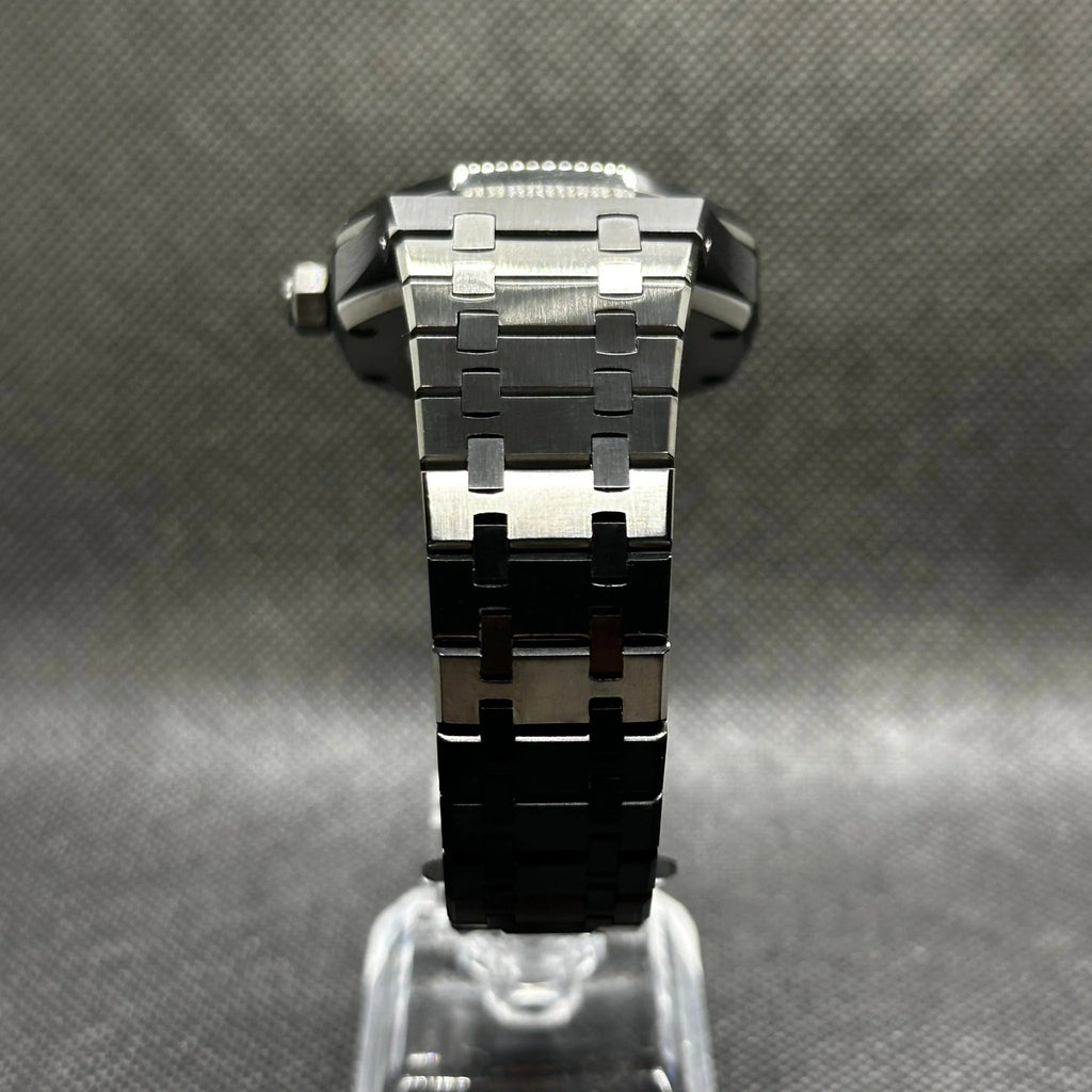 ModHouse Oak Triple Black